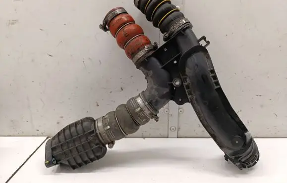 Opel Crossland X Intercooler hose/pipe 9804177580