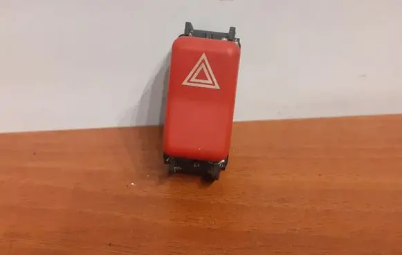 Mercedes-Benz E W124 Hazard light switch 10320 1248200110