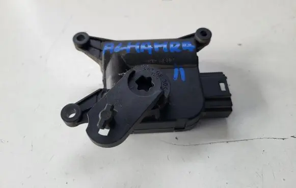Seat Alhambra (Mk2) A/C air flow flap actuator/motor 1K0907511B