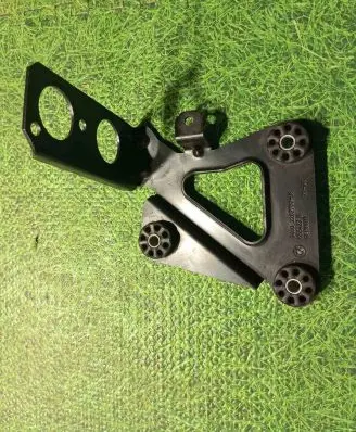 BMW M6 ABS pump bracket 2282762