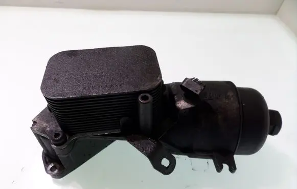 Citroen C5 Oil filter mounting bracket 5369