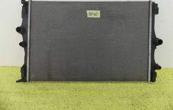 Mercedes-Benz GLB x247 Coolant radiator 2475000203