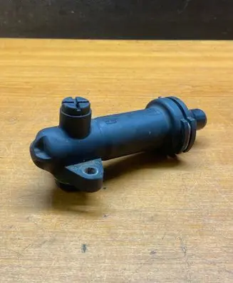BMW 5 E39 EGR thermostat 