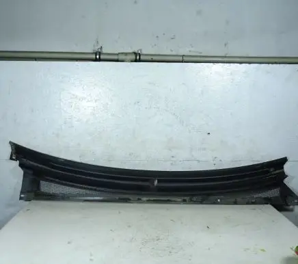 Ford Ranger Wiper trim UR79-50790