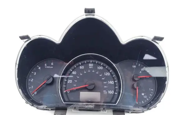 KIA Sorento Speedometer (instrument cluster) 940072P010