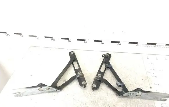 BMW 3 E36 Tailgate/trunk/boot hinge 1960862