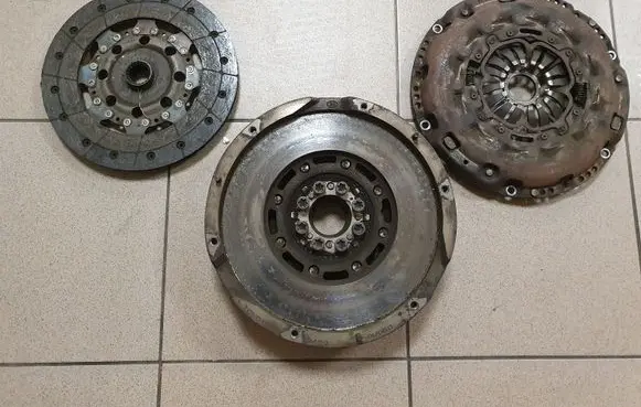 Lexus IS 220D-250-350 Clutch set kit 34500W060 312500W070