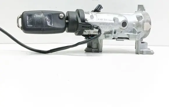 Volkswagen Touran I Ignition lock 1K0905851B