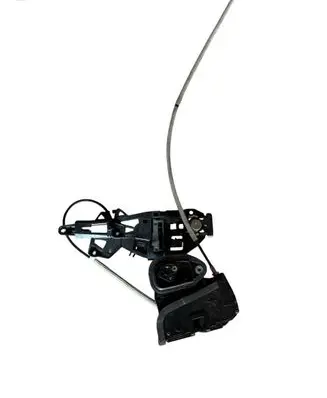 Chevrolet Camaro Front door lock 13510955