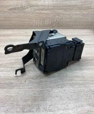 Ford Focus ABS Pump 98AG2M110CA 5WK8458 Used