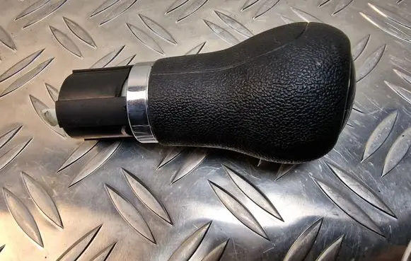 Audi A2 Gear lever shifter trim leather/knob 8Z0711184