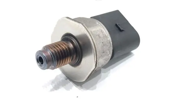 Audi A6 Allroad C6 Fuel pressure sensor 4E0955559C