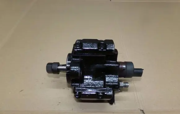 Land Rover Freelander Fuel injection high pressure pump 0445010011
