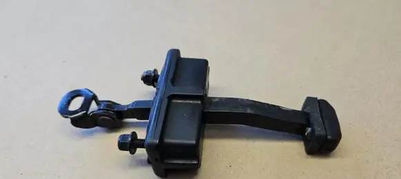 Maserati Ghibli Front door check strap stopper 080083 080383