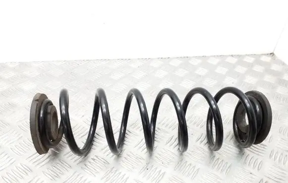 Skoda Superb B6 (3T) Rear coil spring 79209