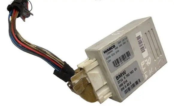BMW X5 E70 Air suspension control unit module (rear) 6793163 37146793163 4461500510