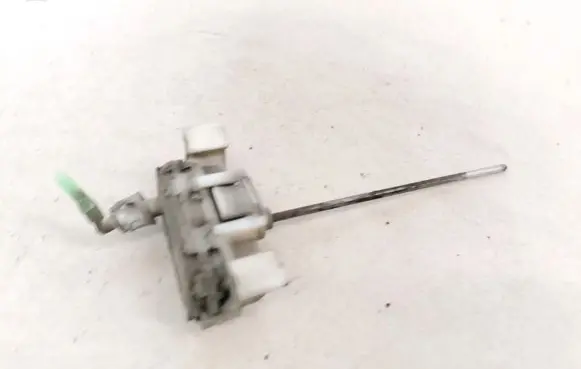Audi A4 S4 B5 8D Central locking motor 8D0862153