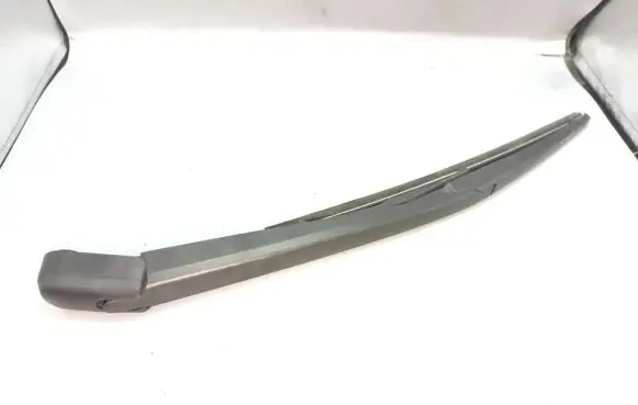 Mazda 3 III Rear wiper blade arm