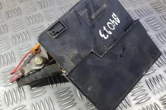 Renault Megane II Fuse box set 8200481866 519158083