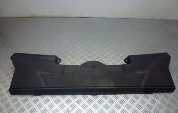 BMW 1 E81 E87 Intercooler air channel guide 