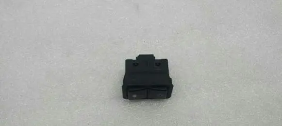BMW 5 E39 Electric window control switch 8368974