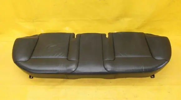 Volkswagen Phaeton Rear seat 