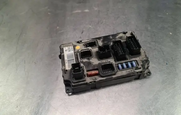 Peugeot 407 Comfort/convenience module 9655471980 S120017003H