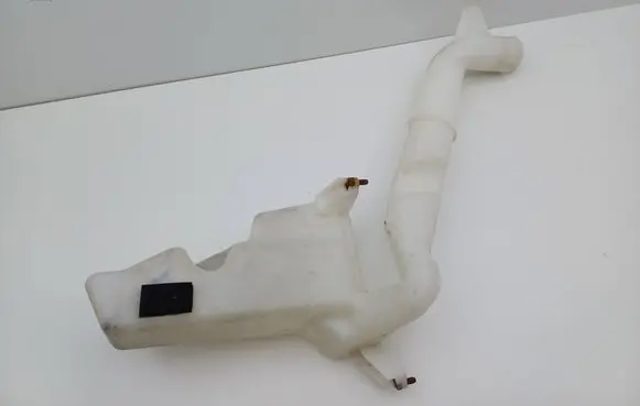 Volkswagen Polo IV 9N3 Windshield washer fluid reservoir/tank 6Q0955453