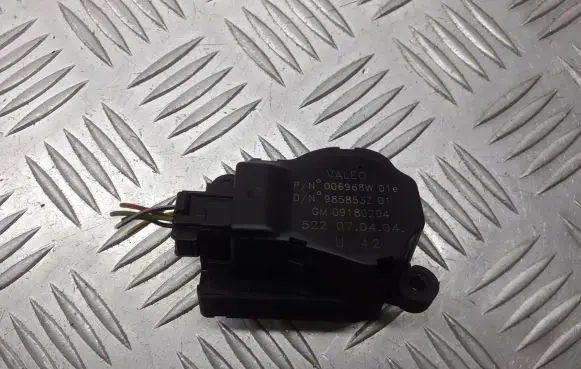 Opel Vectra C Central body control module 09180204