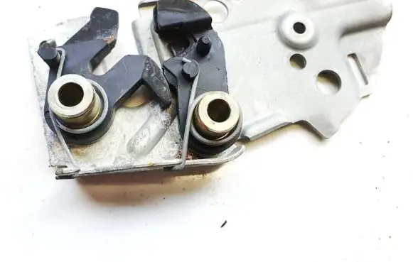 Hyundai Santa Fe Seat back rest lock catch 