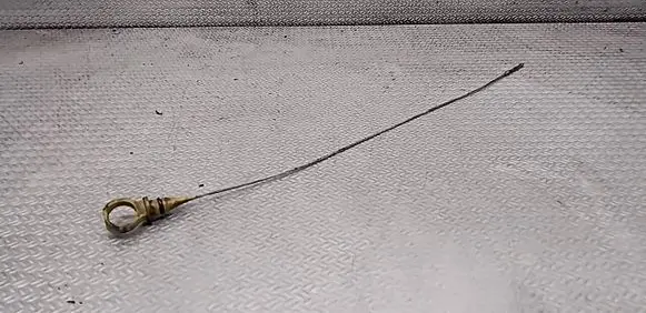 Volvo C30 Oil level dip stick