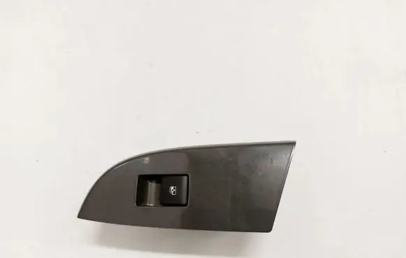 Opel Ampera Electric window control switch