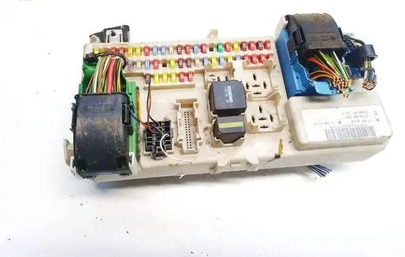 Ford Focus Fuse box set 4m5t14a073cf 4m5t-14a073-cf