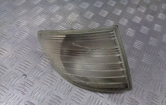 Mercedes-Benz Vito Viano W638 Front indicator light 