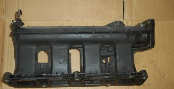Nissan Qashqai Intake manifold 140030983R