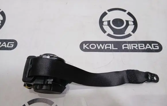 Porsche Panamera (971) Rear seatbelt 971857805