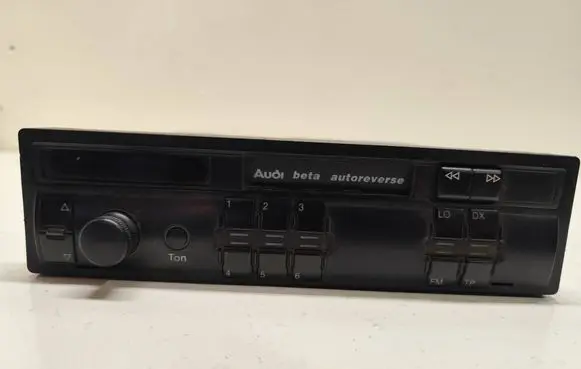 Audi A4 S4 B5 8D Radio/CD/DVD/GPS head unit 4D0035152 7644845380 AUZTZ2T4715148