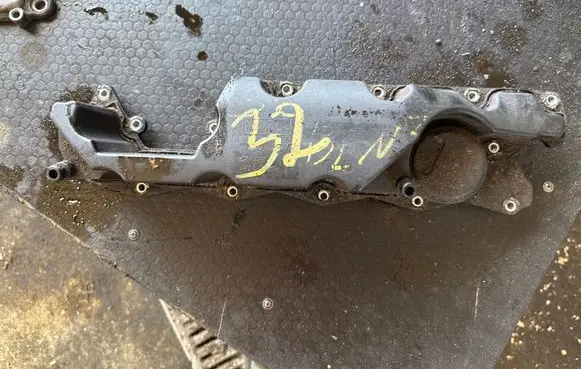 Volvo XC90 Rocker cam cover BHFCA