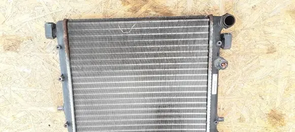 Skoda Fabia Mk1 (6Y) Coolant radiator 6Q0121253E