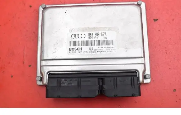 Audi A4 S4 B6 8E 8H Engine control unit/module ECU 8E0909557
