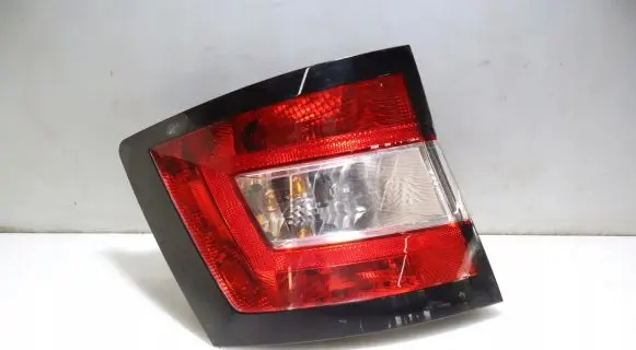 Skoda Fabia Mk3 (NJ) Rear/tail lights