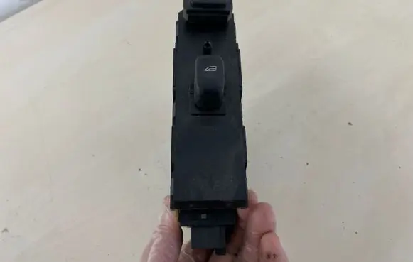 Volvo XC90 Electric window control switch 30732817
