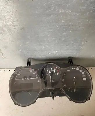 Seat Altea XL Speedometer (instrument cluster) 5P0920823C V0008000