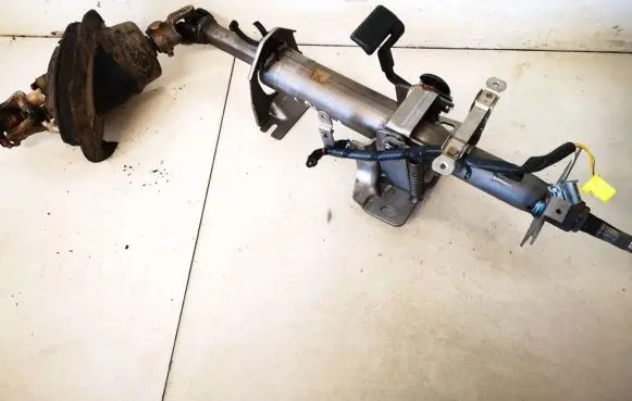 Nissan Almera Tino Steering wheel axle