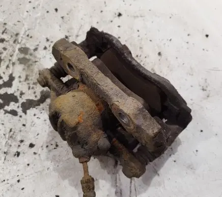 Peugeot 207 Front brake caliper