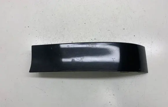 Audi A3 S3 8L Rear/tail light trim molding 8L0807872A