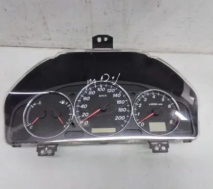 Mazda MPV Speedometer (instrument cluster)