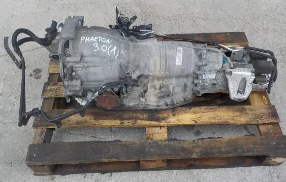 Volkswagen Phaeton Automatic gearbox 1071137025 18102007