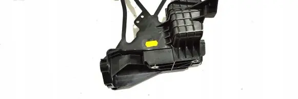 Mercedes-Benz E W213 Front bumper mounting bracket A2136206400