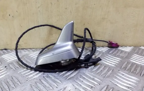 Audi A4 S4 B8 8K Radio antenna 8K5035503D